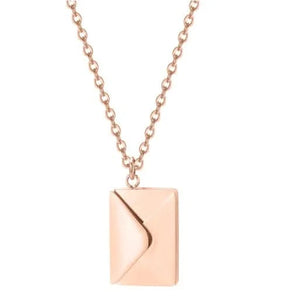 Collier enveloppe lettre d'amour