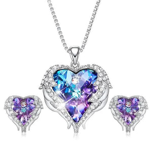 Collier en cristal en forme de cœur