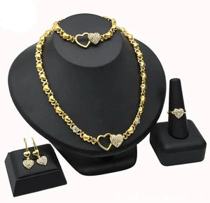 Ensemble de bijoux de fiançailles et de mariage en or