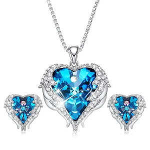 Collier en cristal en forme de cœur