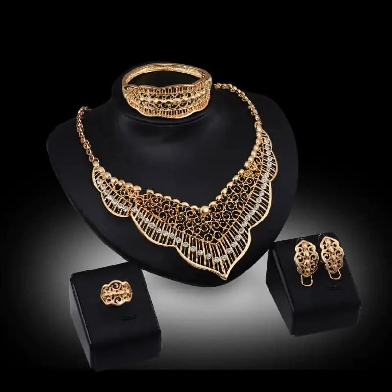 Ensemble de bijoux de mariée indiens en or