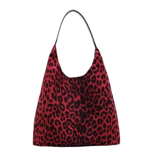 Sac à main paresseux sous les bras