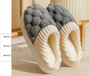 Chaussons d'intérieur chauds et antidérapants en peluche pour hommes et femmes