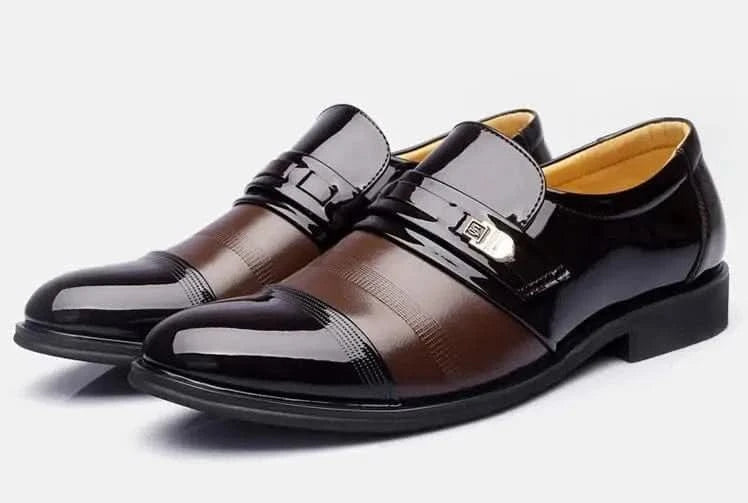 Chaussures en cuir verni