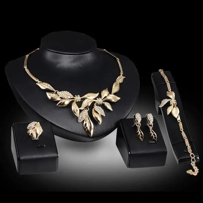 Ensemble de bijoux de mariée indiens en or