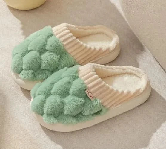 Chaussons d'intérieur chauds et antidérapants en peluche pour hommes et femmes