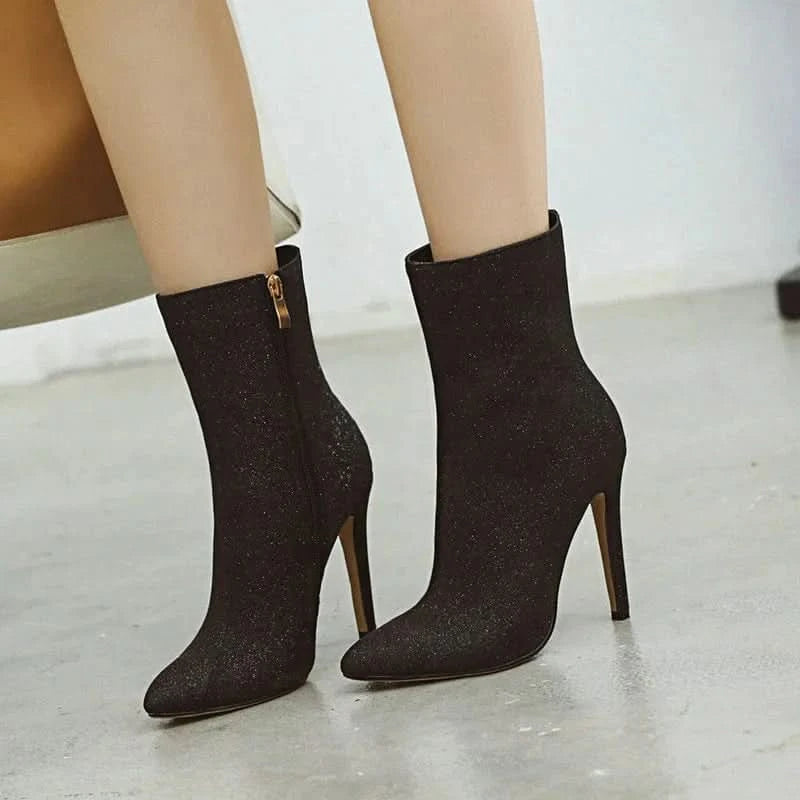 Bottes à talons aiguilles et bout pointu pailletés